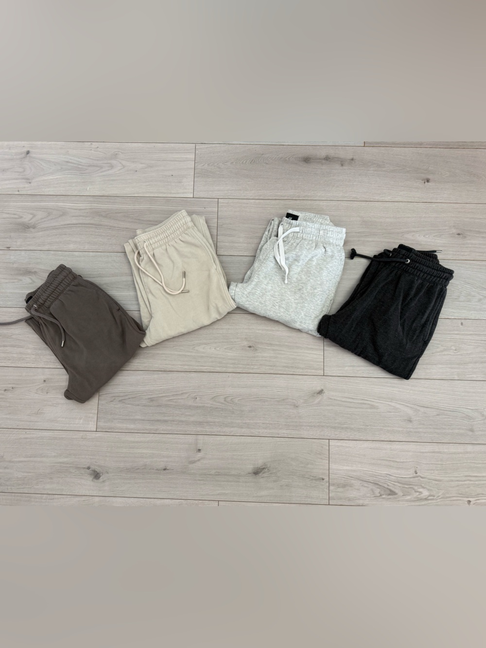 H&M Men’s Small & Extra Small Joggers Pack - Brown, Cream, Gray, Black